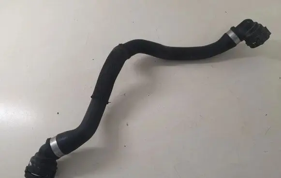 BMW 7 F01 F02 F03 F04 Engine coolant pipe/hose 7591512