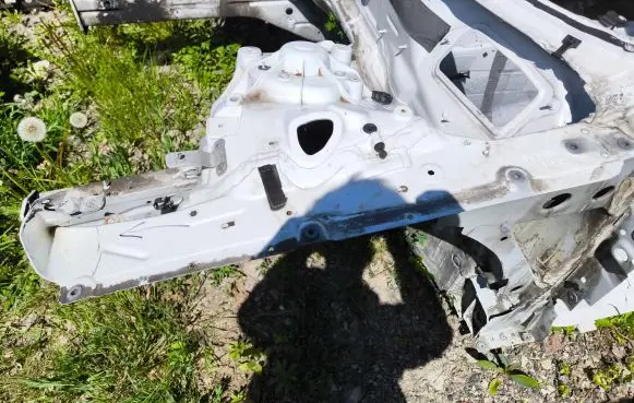 Front quarter panel