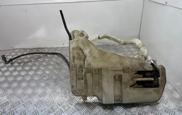 BMW 1 F20 F21 Windshield washer fluid reservoir/tank 13264011 8050439 7269663