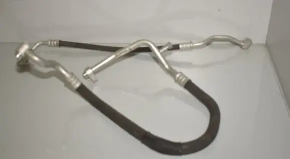 Air conditioning (A/C) pipe/hose