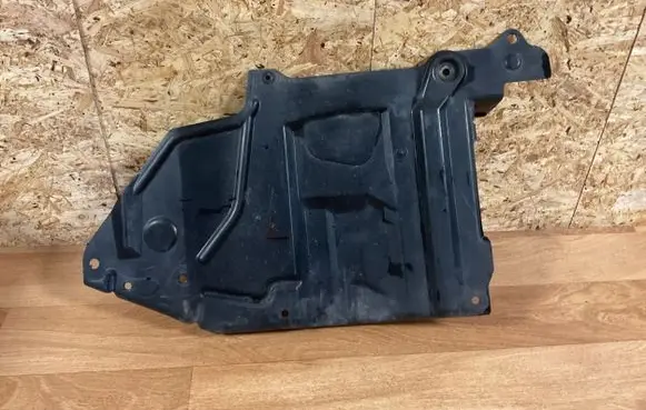 Nissan Primera Engine splash shield/under tray 75894