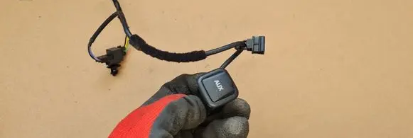 Audi Q5 SQ5 USB socket connector 