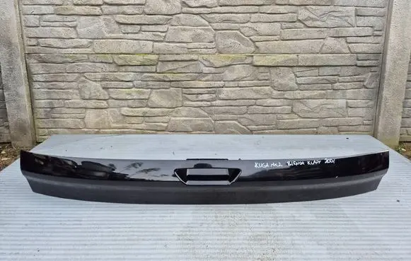 Ford Kuga II Tailgate/trunk spoiler 6982J0101