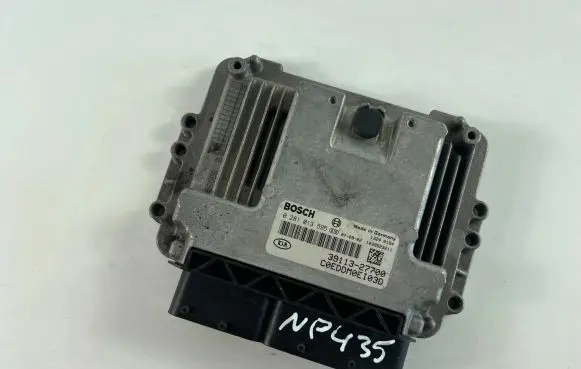 KIA Ceed Engine control unit/module ECU 3911327700 0281013595