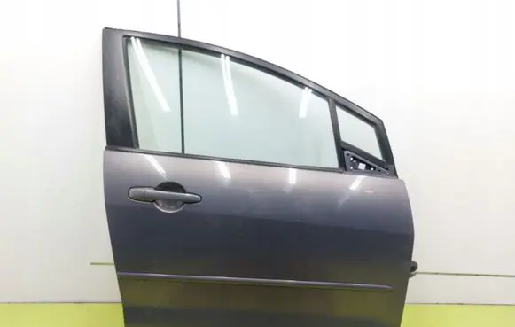 Mazda 5 Front door 