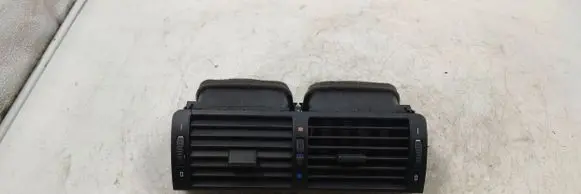BMW 3 E46 Dash center air vent grill 8363199
