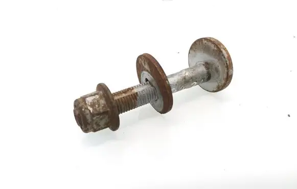 Volkswagen PASSAT B7 Rear suspension camber bolt 