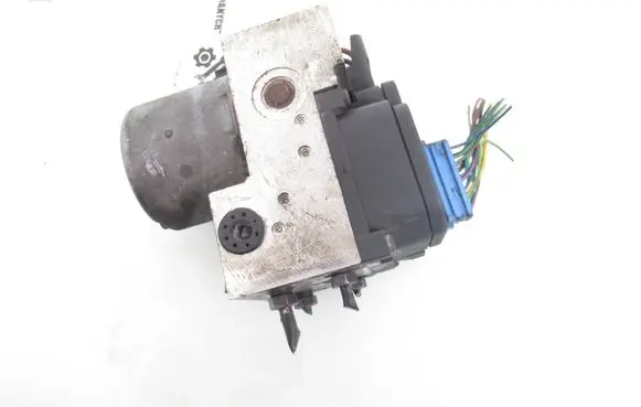 Volkswagen PASSAT B5 ABS Pump 0265202401 8E0614111T 0130108097