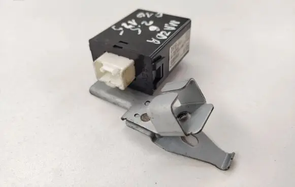 Mazda 6 Door central lock control unit/module DHT6675DZ X1T85675M