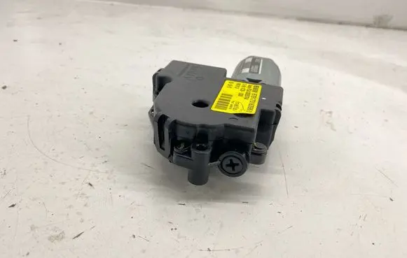 BMW X3 F25 Sunroof motor/actuator 7316396 67617316396