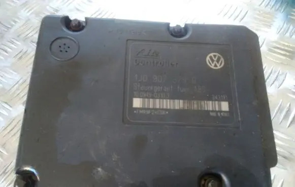 Ford Galaxy ABS Pump 1J0907379G 7M0614111AE 98VW2L580AD