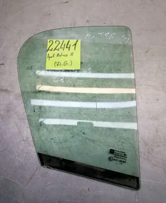 Opel Astra H Rear vent window glass E143R001582