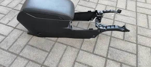 Subaru Legacy Armrest 92174AJ000 92136AJ000