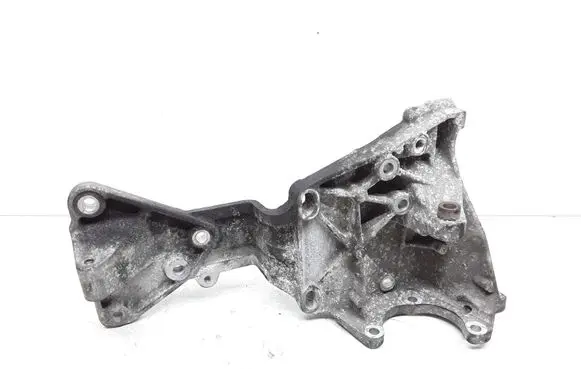 Volvo XC60 Generator/alternator bracket 31316673