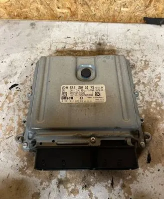 Mercedes-Benz E W211 Engine control unit/module A6421505179 0281012406