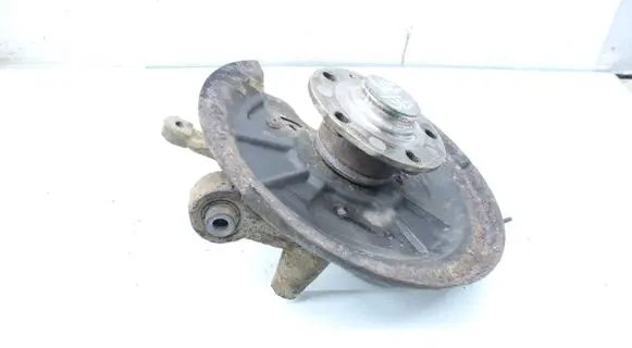 Volkswagen Touran II Rear wheel hub