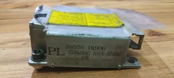 Nissan Almera Airbag control unit/module 285561n900