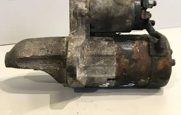 Subaru Legacy Starter motor 23300AA381 M000T83981