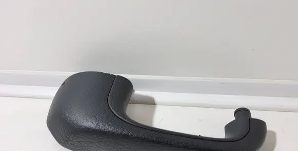 Audi A6 S6 C4 4A Rear door handle trim 4A0867172