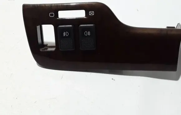 Fog light switch