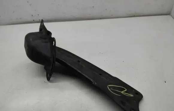 Volkswagen Tiguan Rear upper control arm/wishbone