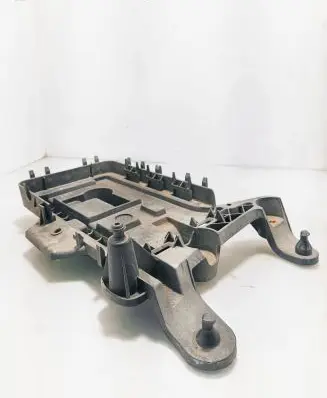 Audi A3 S3 8P Battery tray 1K0915333B
