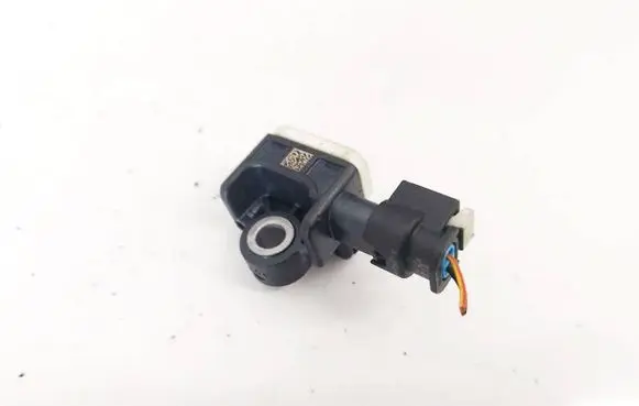 Mercedes-Benz A W176 Airbag deployment crash/impact sensor A1668210151 56054085AA