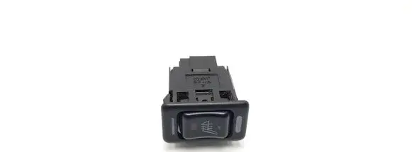 Nissan King Cab, Navara Seat heating switch