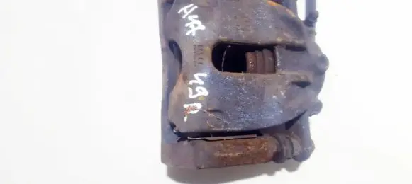 Nissan Note (E12) Front brake caliper