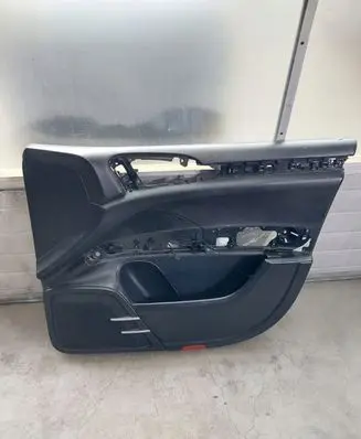 Porsche Cayenne (92A) Front door card panel trim 7P5867012C