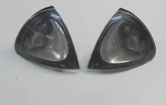 Toyota Avensis T220 Front indicator light 
