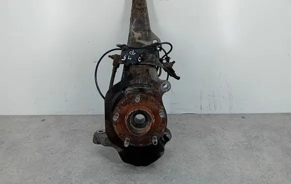Infiniti EX Front wheel hub spindle knuckle