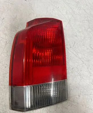 Volvo V70 Rear/tail lights 9154497