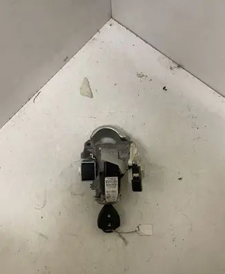 Toyota Verso Ignition lock 897830F010