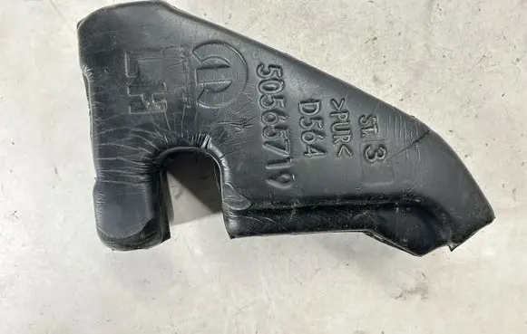 Fender foam support/seal