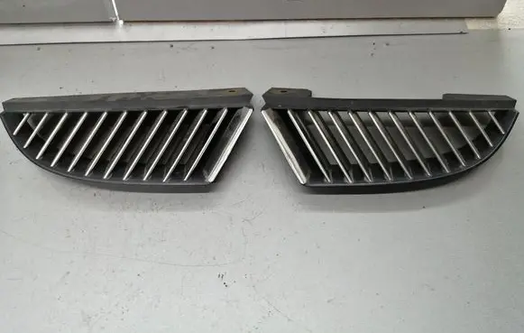 Mitsubishi Colt CZ3 Front bumper upper radiator grill MN127774 MN127773