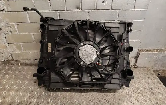 BMW 5 G30 G31 G38 A/C cooling radiator (condenser) 8593242 0040118311 R000245154