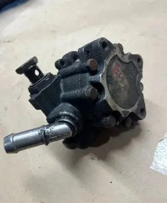 BMW 3 E90 E91 Power steering pump 7692974546 91128