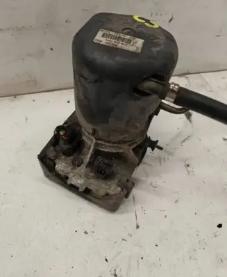 Citroen C5 Power steering pump 9688005080