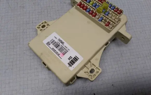 KIA Ceed Fuse module 919502H500
