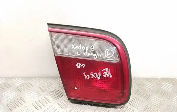 Mazda Xedos 9 Tailgate rear/tail lights 22661693