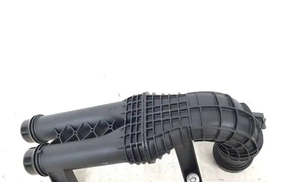 BMW M4 G82 G83 Intake resonator 8054842 13718054842