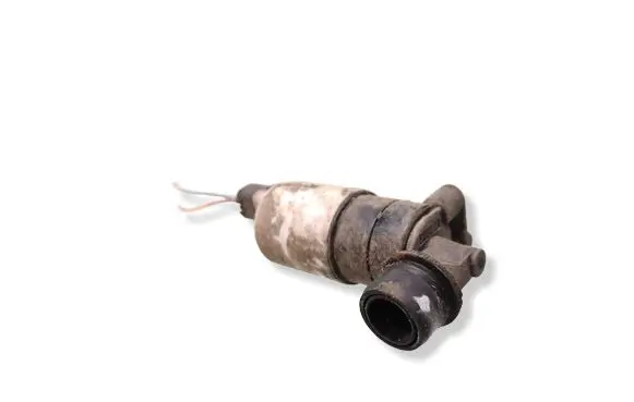 Peugeot 307 CC Windscreen/windshield washer pump 9641553880