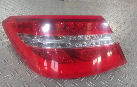 Mercedes-Benz E C207 W207 Rear/tail lights A2079060158