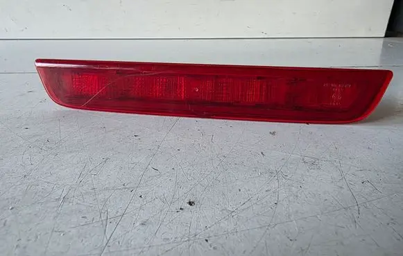 Toyota Yaris Third/center stoplight 815700D150