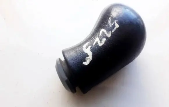 Mazda 323 Gear lever shifter trim leather/knob
