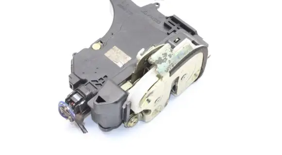 Mitsubishi L200 Coupe door lock (next to the handle) 
