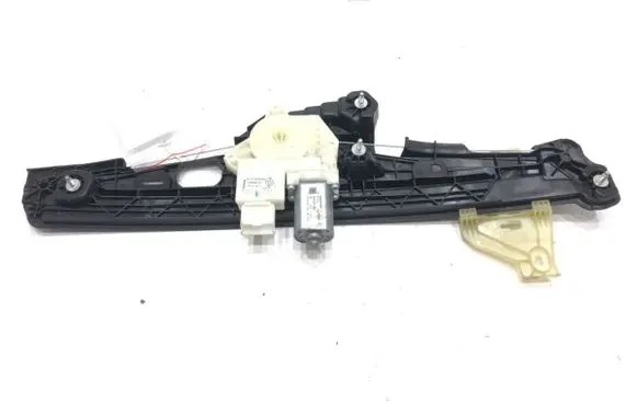 Renault Captur II Front door window regulator with motor 807203293R