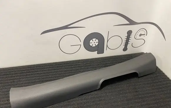 Hyundai Kona I Front sill trim cover 85880K4000 85880-K4000