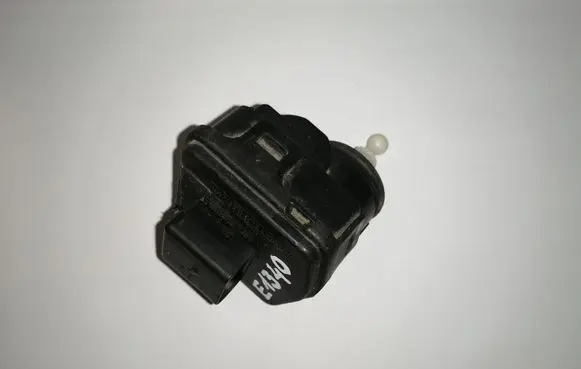 Headlight level adjustment motor